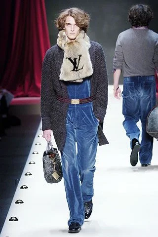 Look 15